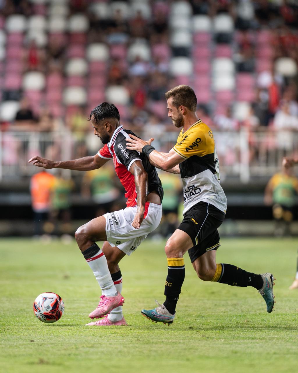 JEC empata e segue na lanterna do grupo A